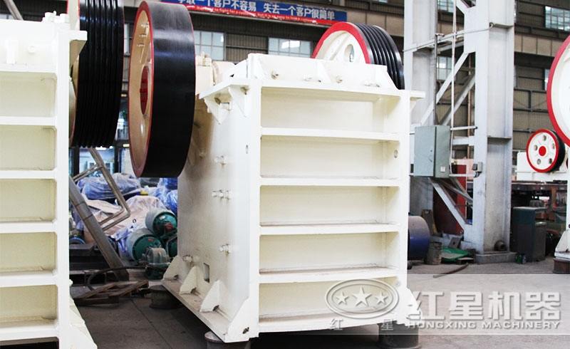 紅星顎式破碎機(jī)深腔破碎，高效節(jié)能